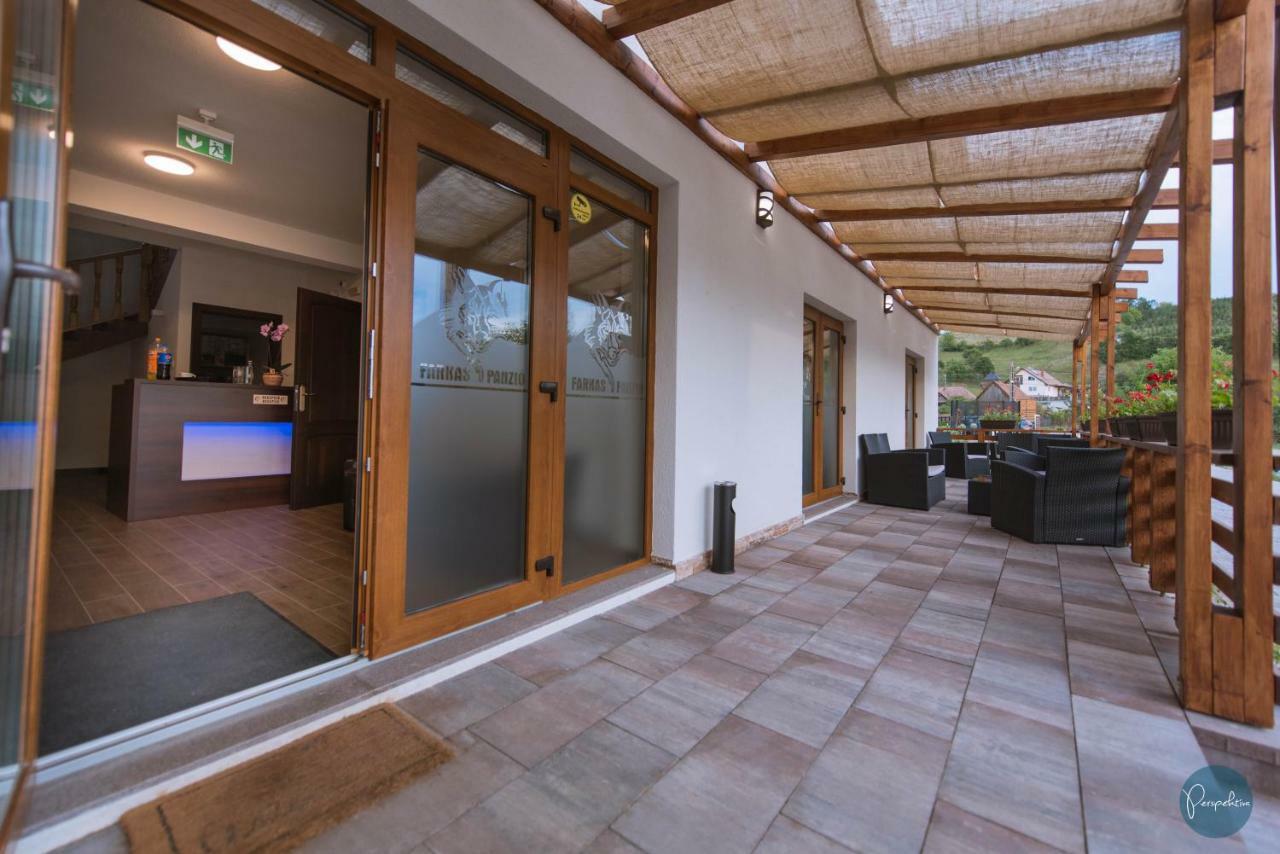 Bed and Breakfast Farkas Panzio Praid Esterno foto
