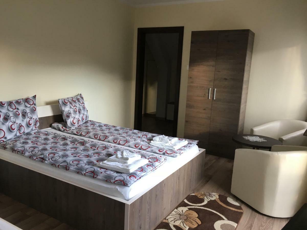 Bed and Breakfast Farkas Panzio Praid Esterno foto